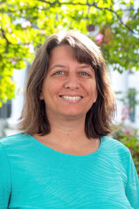 Headshot of Kim Geier