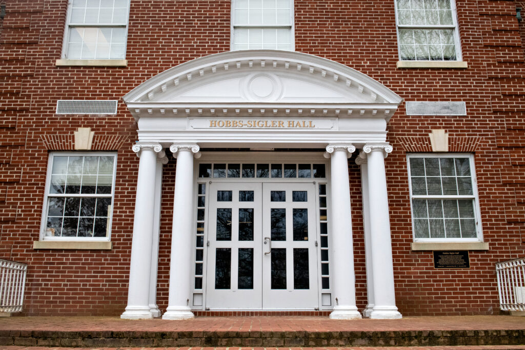 University of Lynchburg biology department hosts first-ever research presentation event with alumni, students