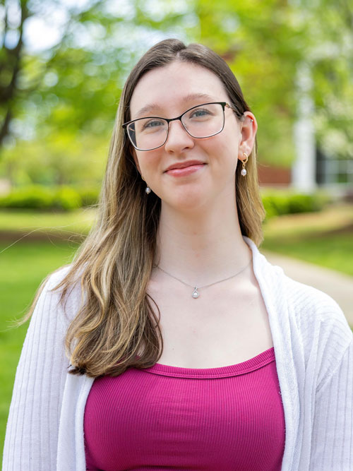 Samantha Siciliano headshot