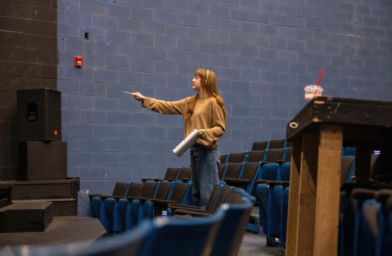 Elizabeth Martin '21 directs a play