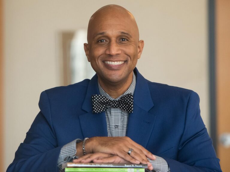 Dr. Robert L. Canida II