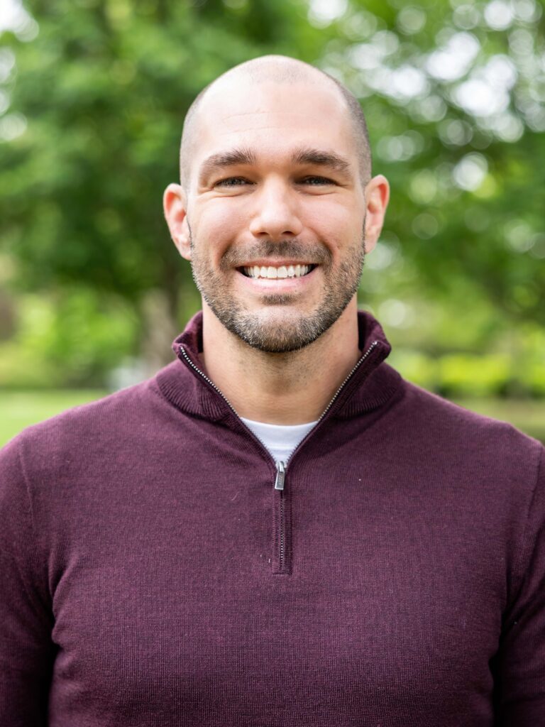 Headshot of Christopher Klahn