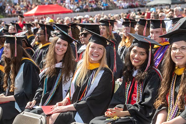 Class of 2022 undergraduates recognized at University of Lynchburg Commencement