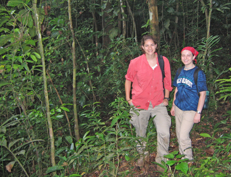 Loriann Garcia '10 (left) and Helen Wolfe '10 did research with Dr. John Styrsky in Panama in 2008.