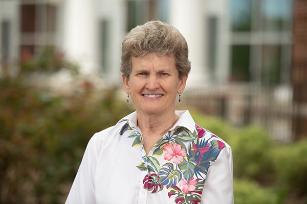 $7K challenge gift made for Dr. Patricia Aronson Scholarship, Aronson to be named honorary alumna at annual Alumni Awards and Westover Society Dinner