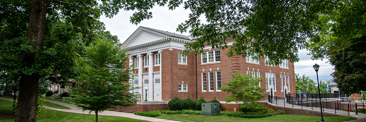 Hall Campus Center at the University of Lynchburg