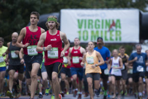 Virginia 10-miler participants running in the race