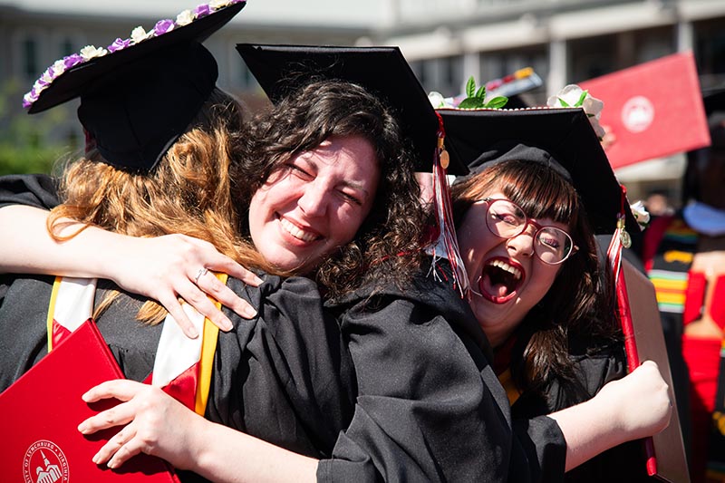 Lydia Linkenhoker '24 and friends celebrate at Commencement.